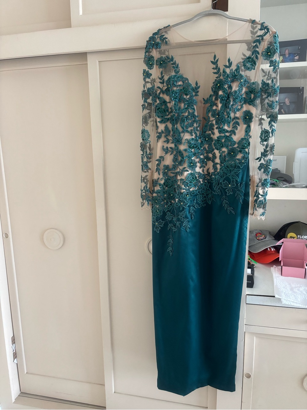 TealMandalay Long-Sleeve Embroidered Evening Dress